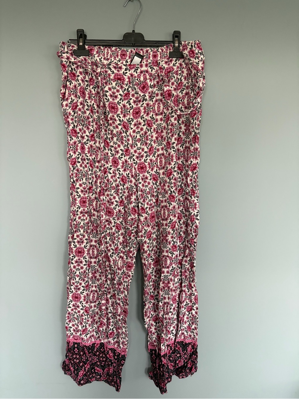 Pink Floral Wide-Leg Lounge Pants